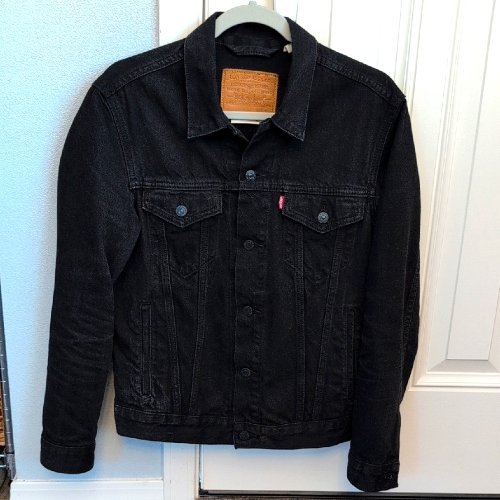 Levi's Premium Black Trucker Jacket Sz S 100% Cotton